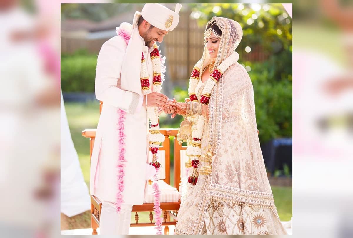 Aftab Shivdasani and Nin Dusanj Wedding album on 5th wedding anniversary