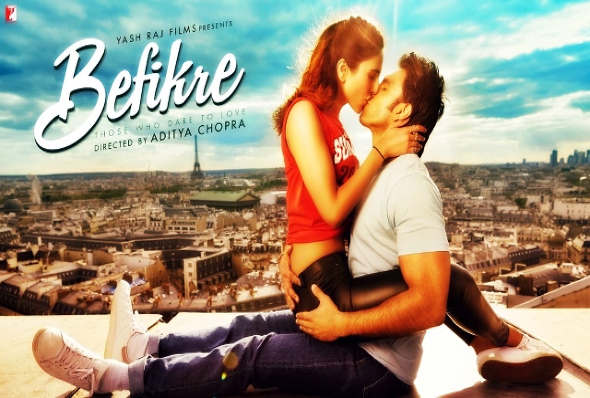 Shahid Kapoor Kiara Advani kiss in Kabir Singh, these movies also have kissing posters
