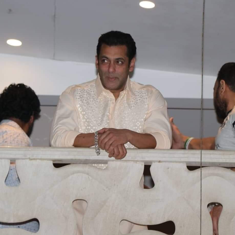 salman khan wishes his fans for Eid