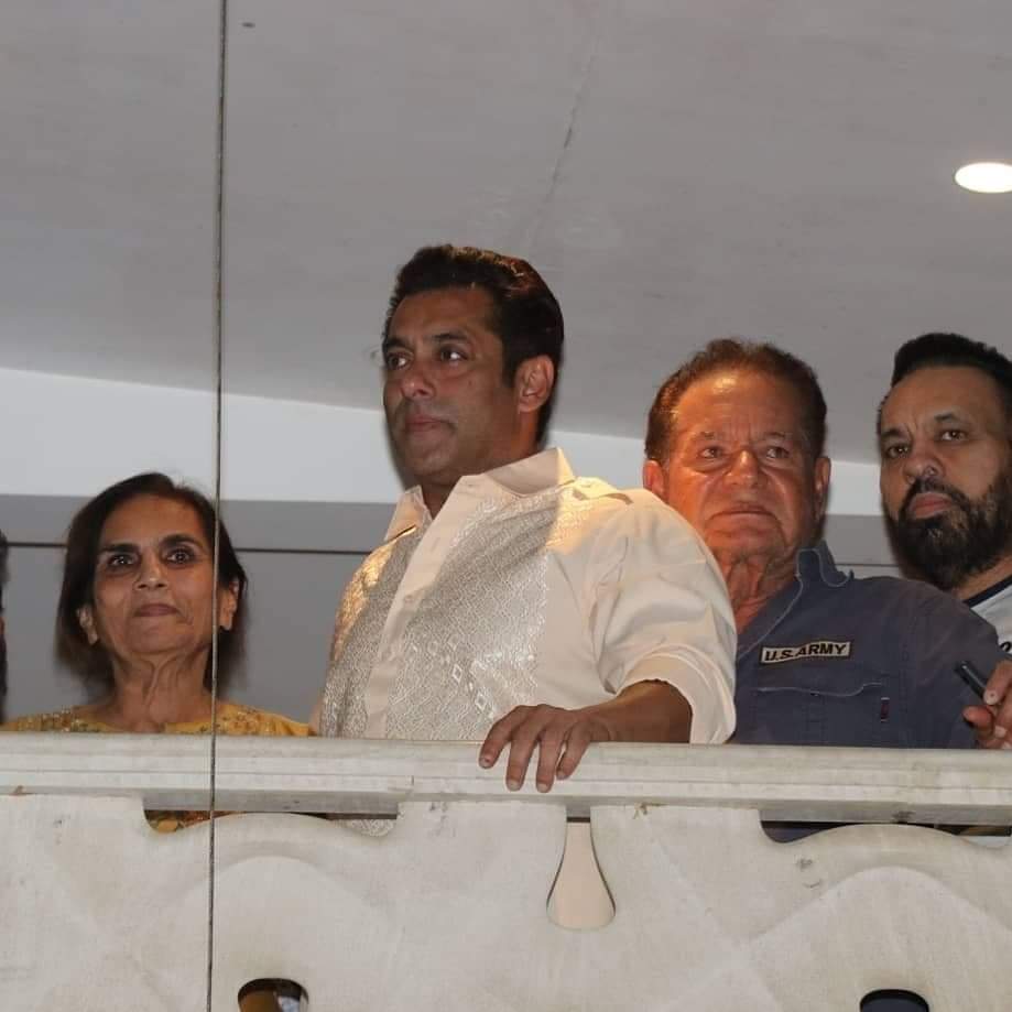salman khan wishes his fans for Eid