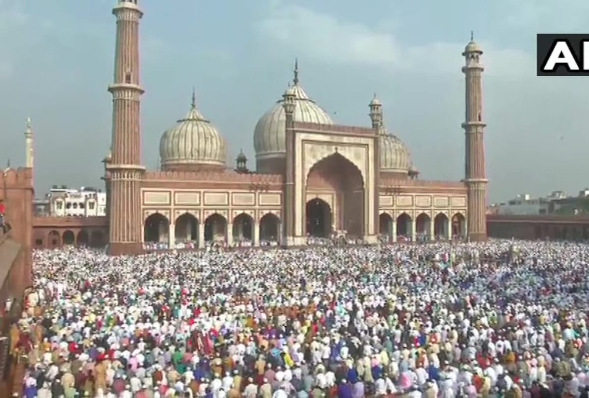know about how Eid-Adha is celeberated in hindi