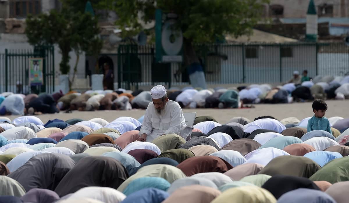 Eid-Al-Fitr 2019: See Pictures, How Pakistan celebrating Eid