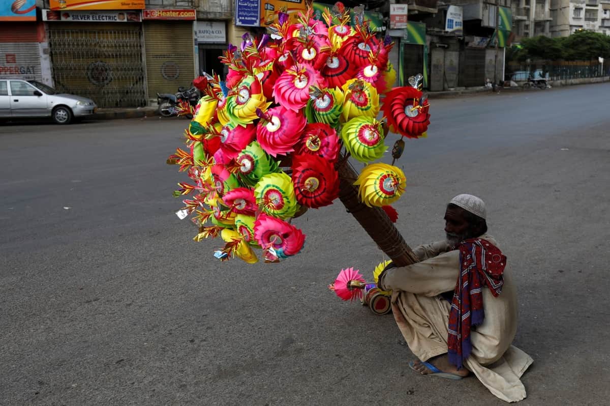 Eid-Al-Fitr 2019: See Pictures, How Pakistan celebrating Eid