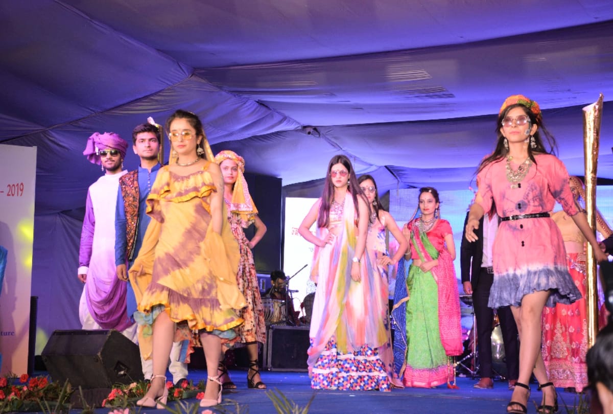 pics of fashion show in shimla international summer festival