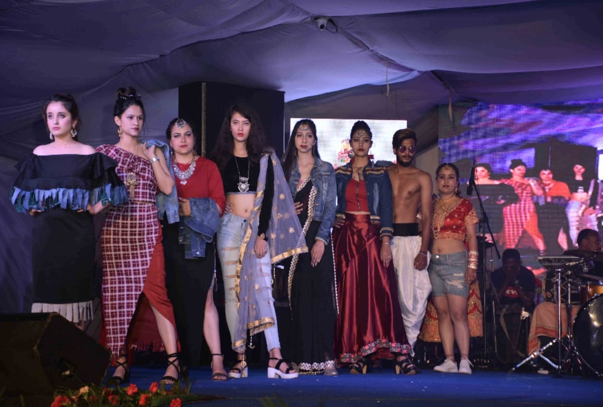 pics of fashion show in shimla international summer festival