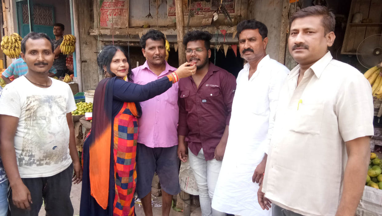 फल व्यवसायी के बेटे को नीट में 6414वां स्थान
