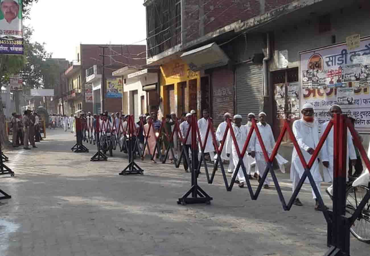 eid 2019, People wishes each other in these cities of  UP