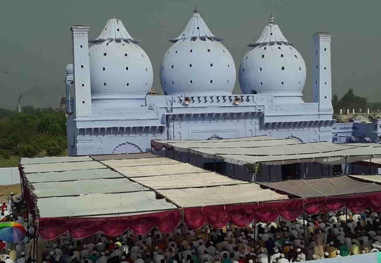 eid 2019, People wishes each other in these cities of  UP