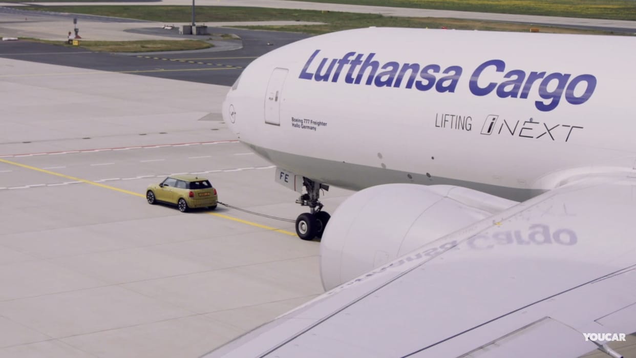 German airline Lufthansa has accepted the conditions of a bail out deal agreed by the EU and Germany