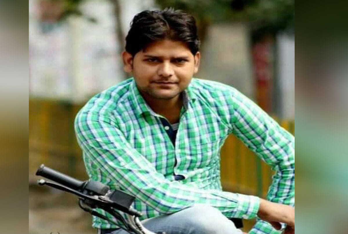 Navy Employee Killed By His Wife In Goa funeral with honor