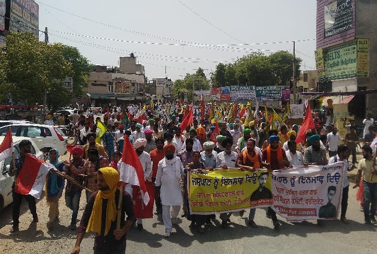 Peoples came on streets against death of youth in police custody in Faridkot