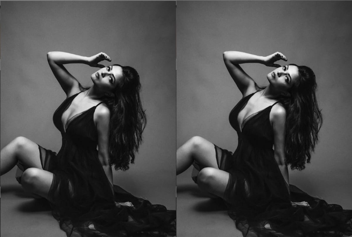 Riya Sen sizzle on instagram with her mesmerising pictures