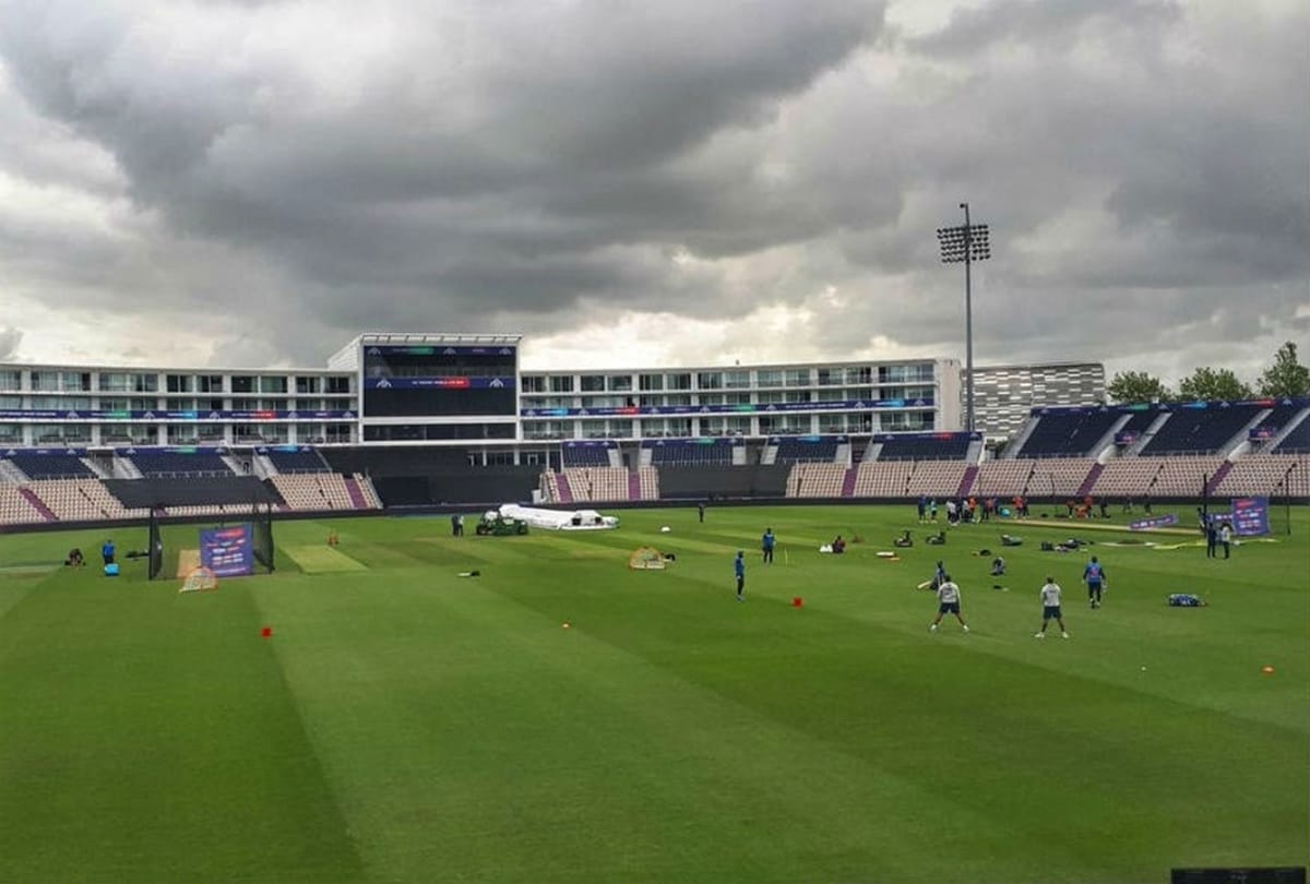 LIVE Scorecard and updates of Sri lanka vs Pakistan match world cup 2019