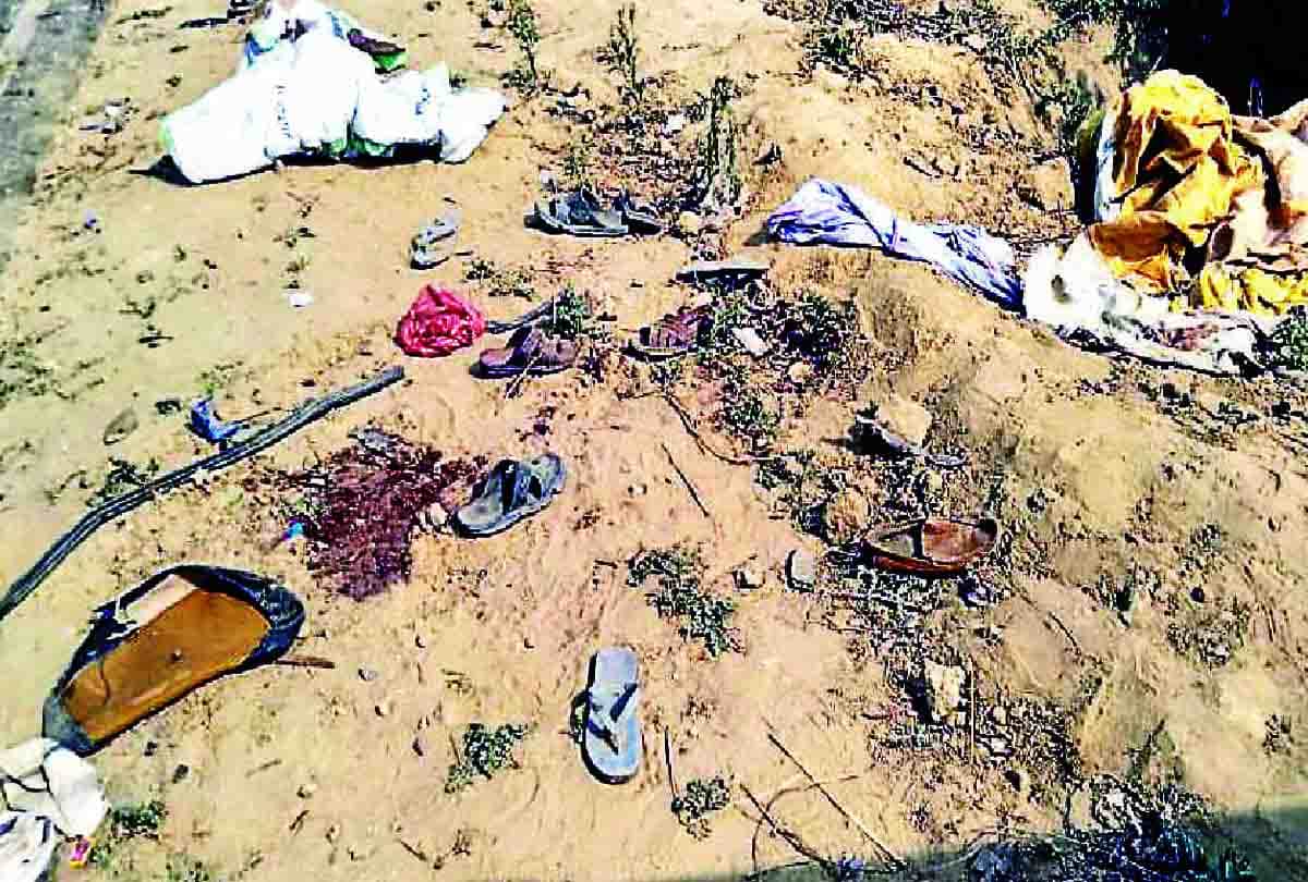 six people died in hardoi road accident
