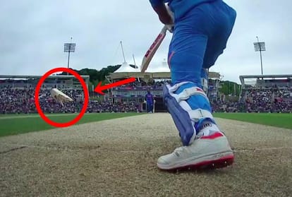 Shikhar Dhawan bat broken on kagiso rabada delivery during india and south africa match in world cup