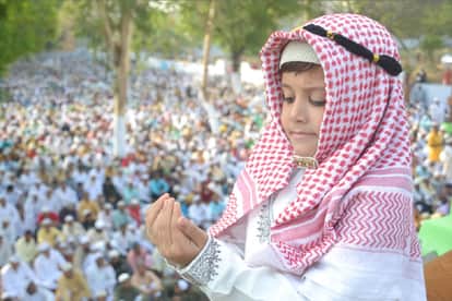 bakrid kashmir visuals and photos, jammu kashmir latest visuals and photos after article 370 revoked