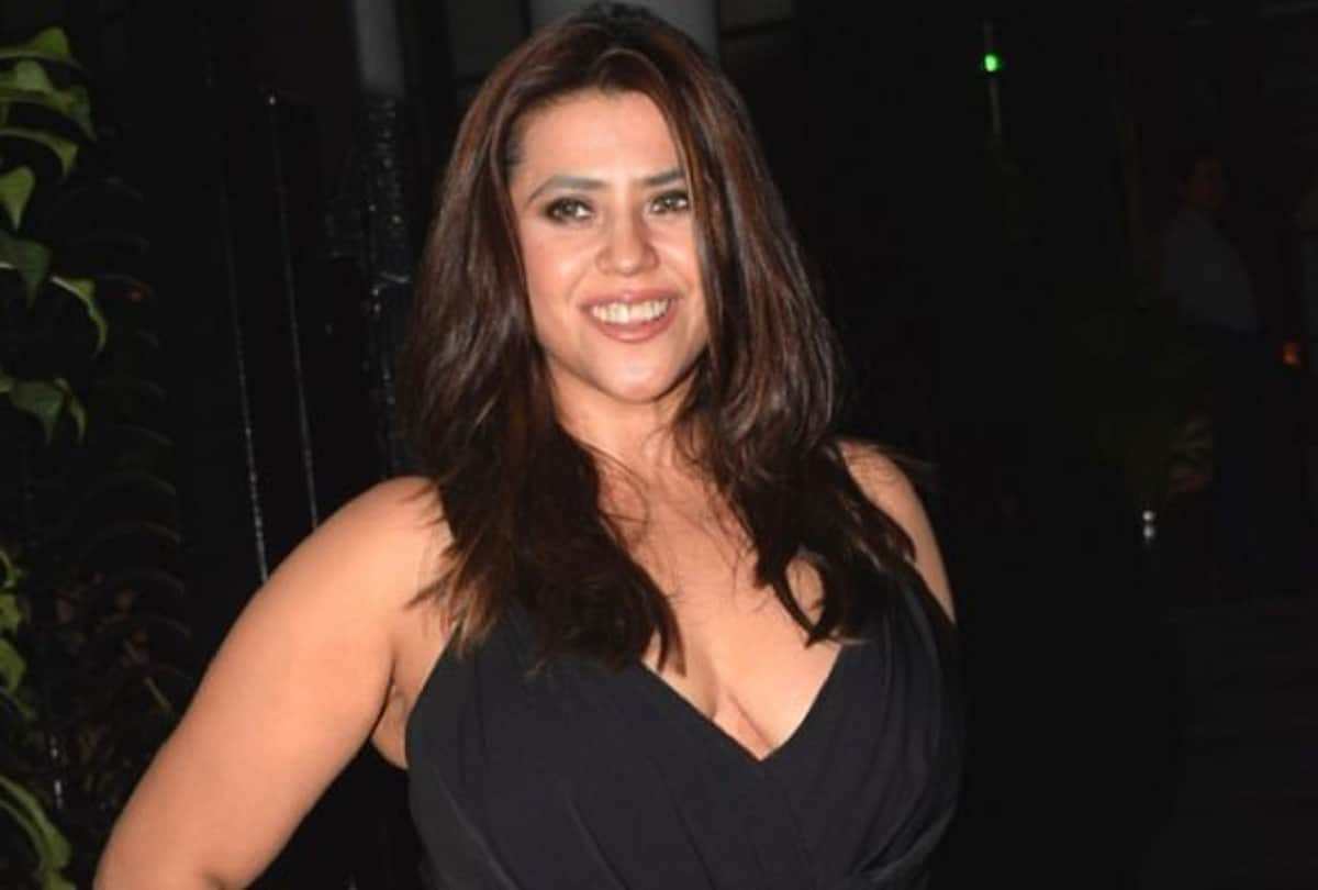 15 bollywood stars who are happy without being married