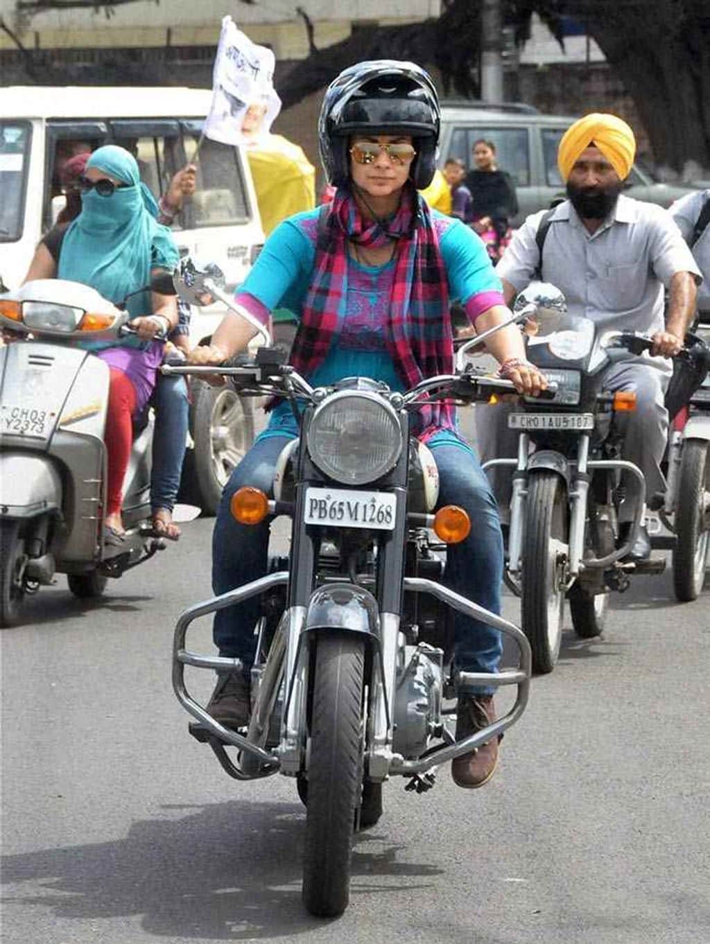 gul panag birthday know her life facts