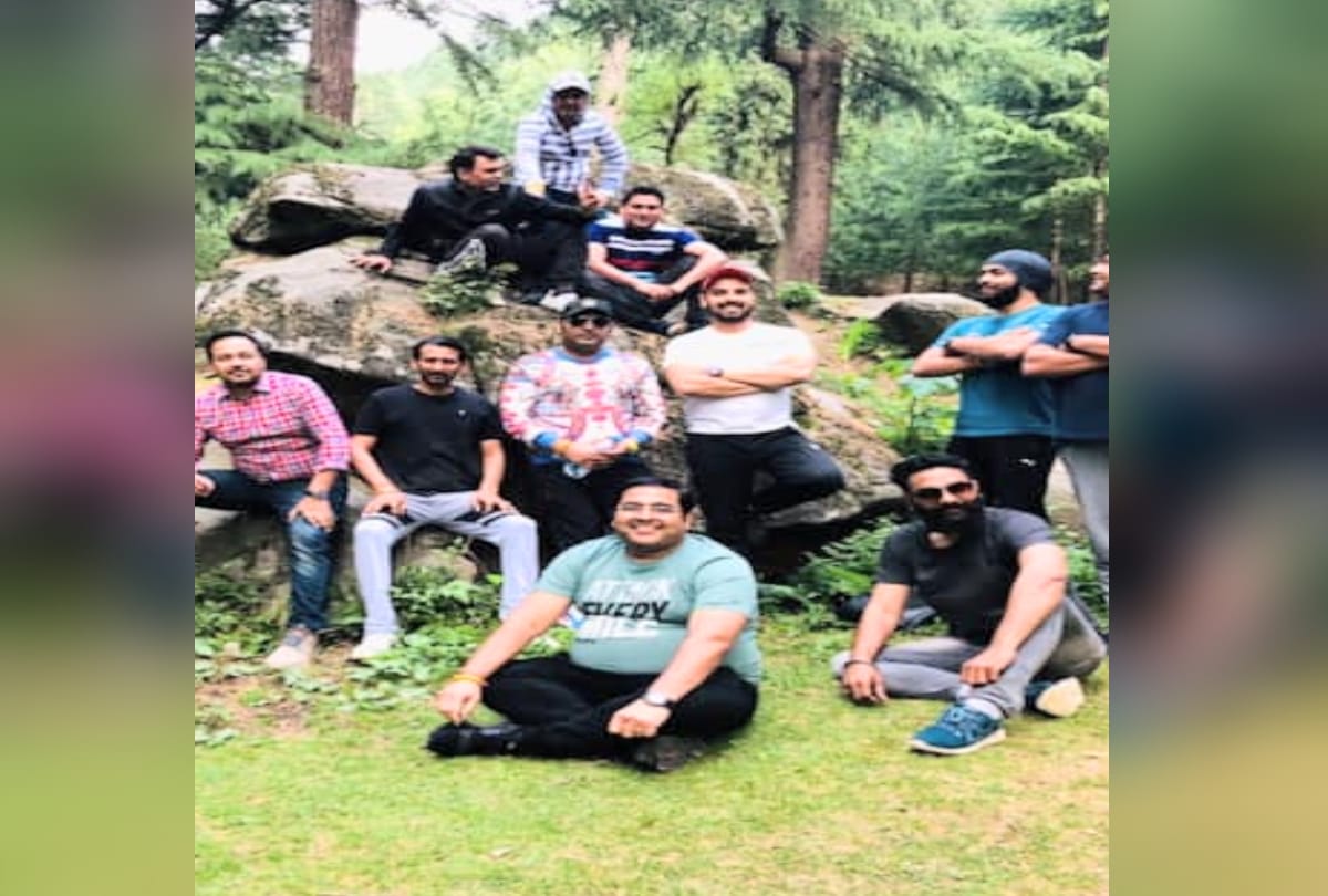 comedy king kapil sharma share pics of manali tour on social media