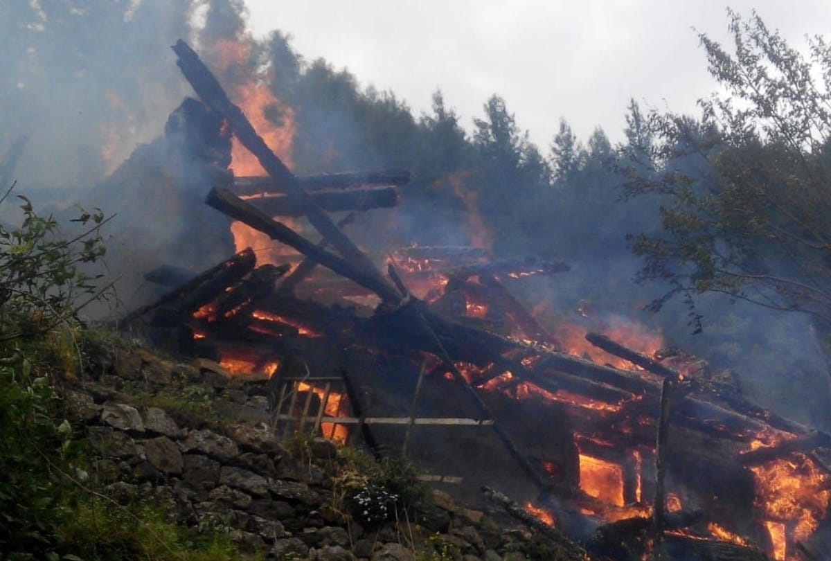 house gutted in fire rampur himachal pradesh