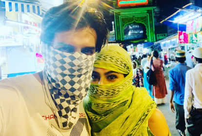 Sara Ali Khan and Kartik Aaryan hide faces in hatke Eid