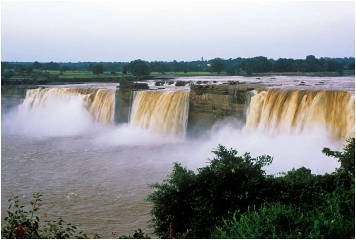 5 most beautiful natural waterfalls in the world