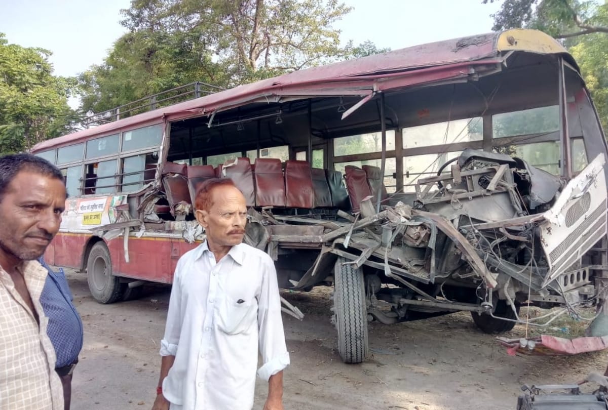 two died in an accident in ayodhya