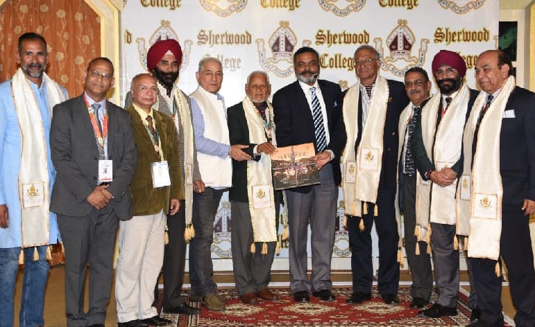 शेरवुड कॉलेज के मेधावी सम्मानित