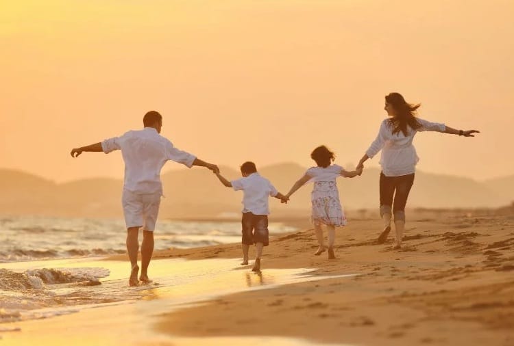 tour and travel companies special tour package to enjoy summer vacations with family