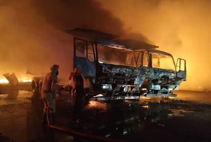 Fire broke out in market opposite of shri keshgarh sahib