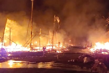 Fire broke out in market opposite of shri keshgarh sahib