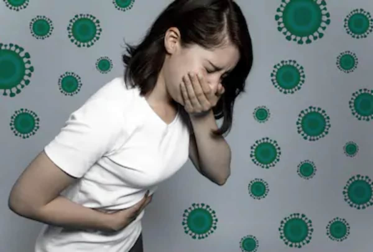 food poisoning symptoms treatment vomiting cure home remedies ors mixture