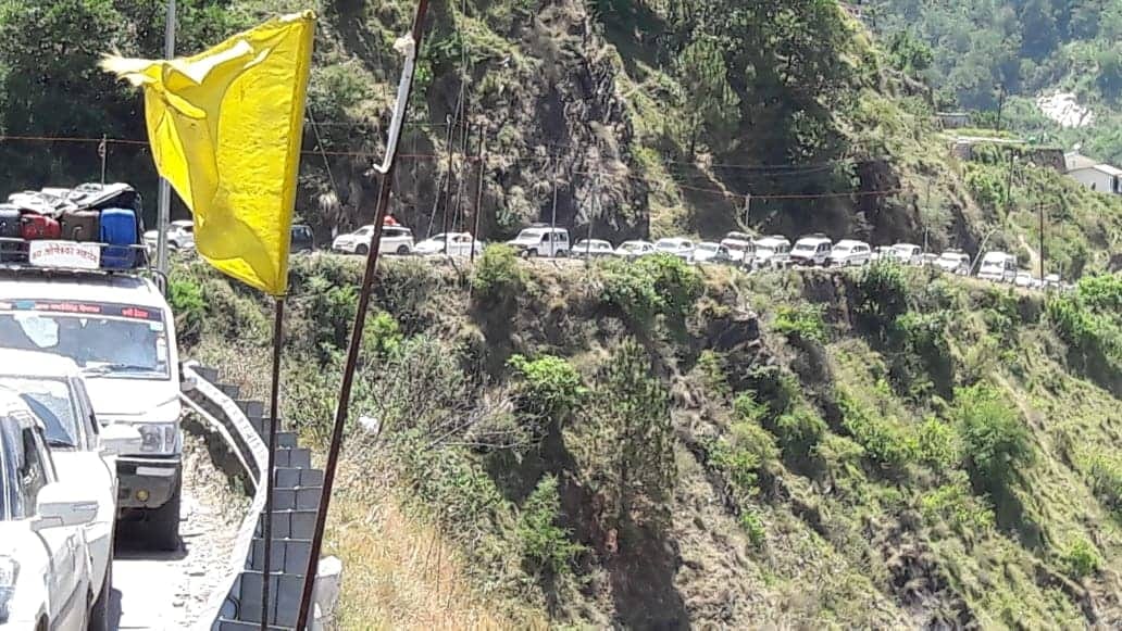 heavy jam in char dham yatra route mussoorie and nainital