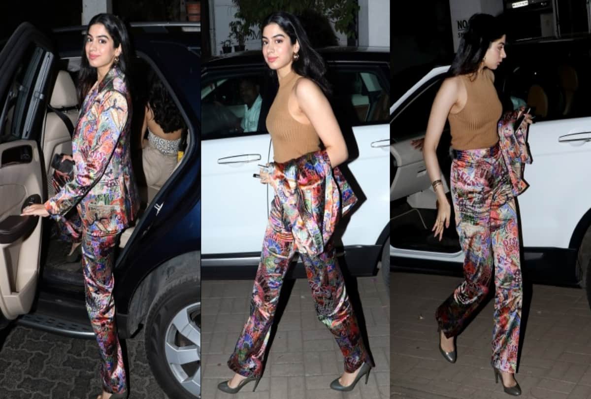 Jhanvi Kapoor Uncomfortable In Dress At Bharat Screening
