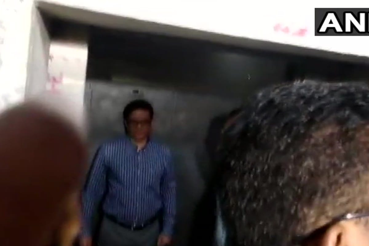 Saradha chit fund: Rajeev Kumar arrives at CBI office in Kolkata for questioning