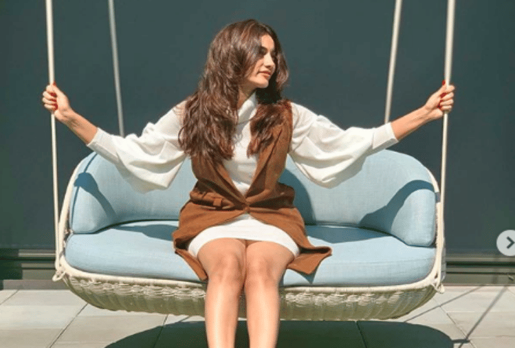naagin 3 actress surbhi jyoti vacation in switzerland