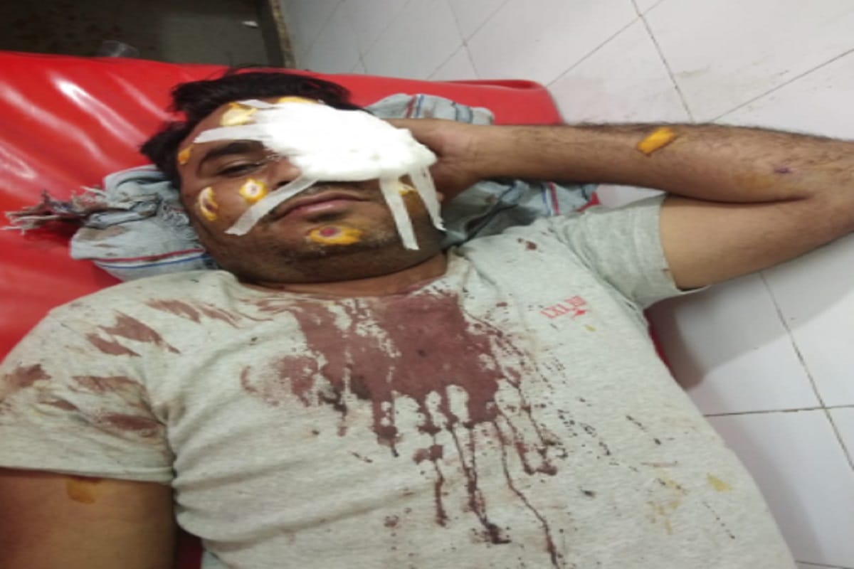 Conflict between the two side in village of Muzaffarnagar, and three people injured
