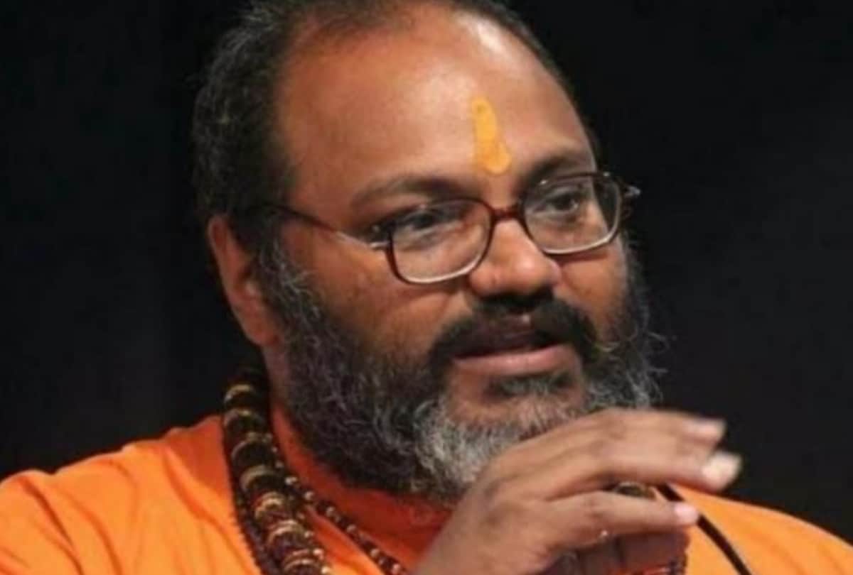 Dasna Devi Mandir Mahant Yeti Narasimhanand says that after Wasim Rizvi many people want to become Hindu
