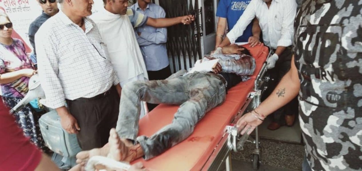 moradabad tourists swift car fell into gorge at mussoorie