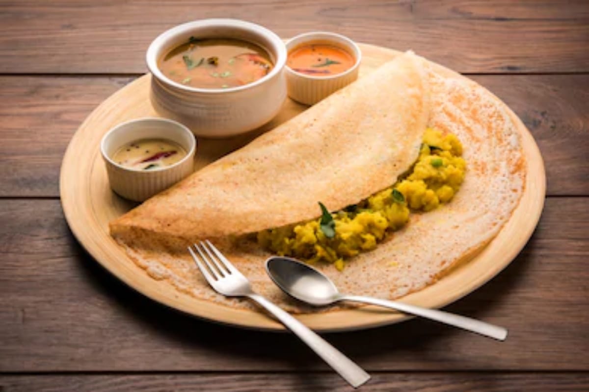 easy and quick homemade vegetable cheese dosa recipe for sunday brunch