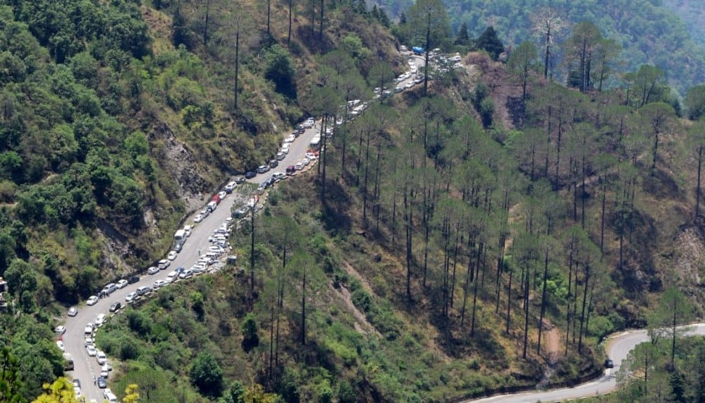 huge rush of tourist in nainital tourist facing problem