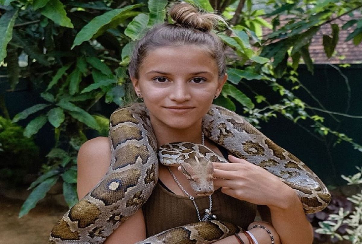 21 years old Lexie Alford claims to have visited every country in the world