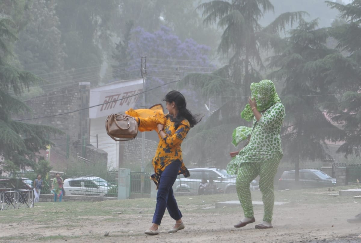 Monsoon rains continue in north and eastern India; drought in south-western part of India
