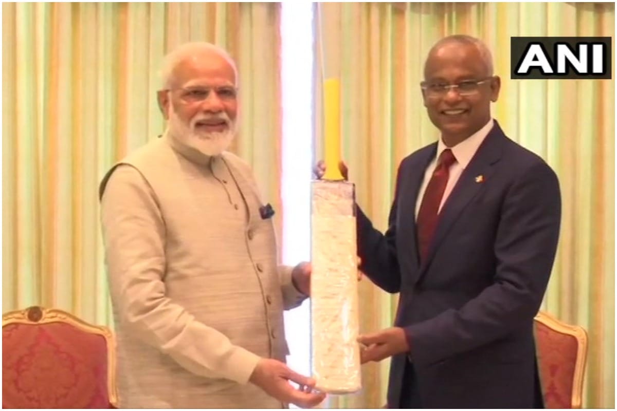 PM Modi cricket diplomacy, gifts cricket bat to Maldives President Mohd Solih