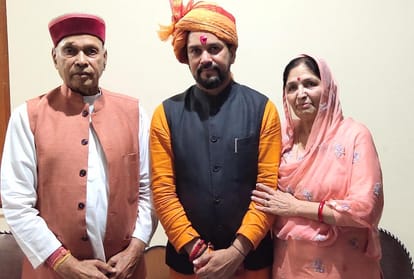 Anurag Thakur pays obeisance at Kuldevi Awahdevi Samirpur Hamirpur Himachal Pradesh