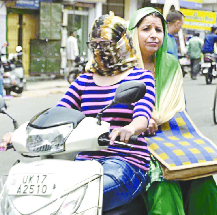 garmi ne dikhaaye apne tevar , 42 degree