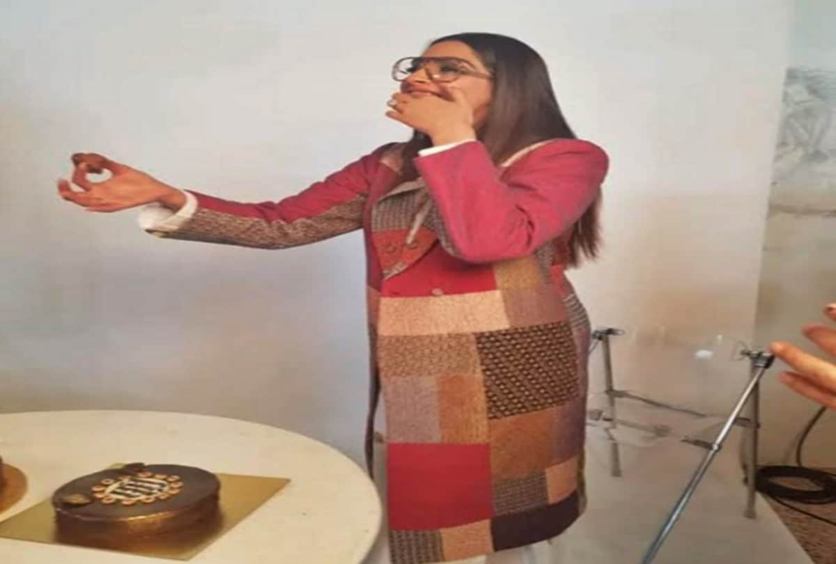 Sonam Kapoor Early celebrations of her birthday on the sets of a magazine shoot