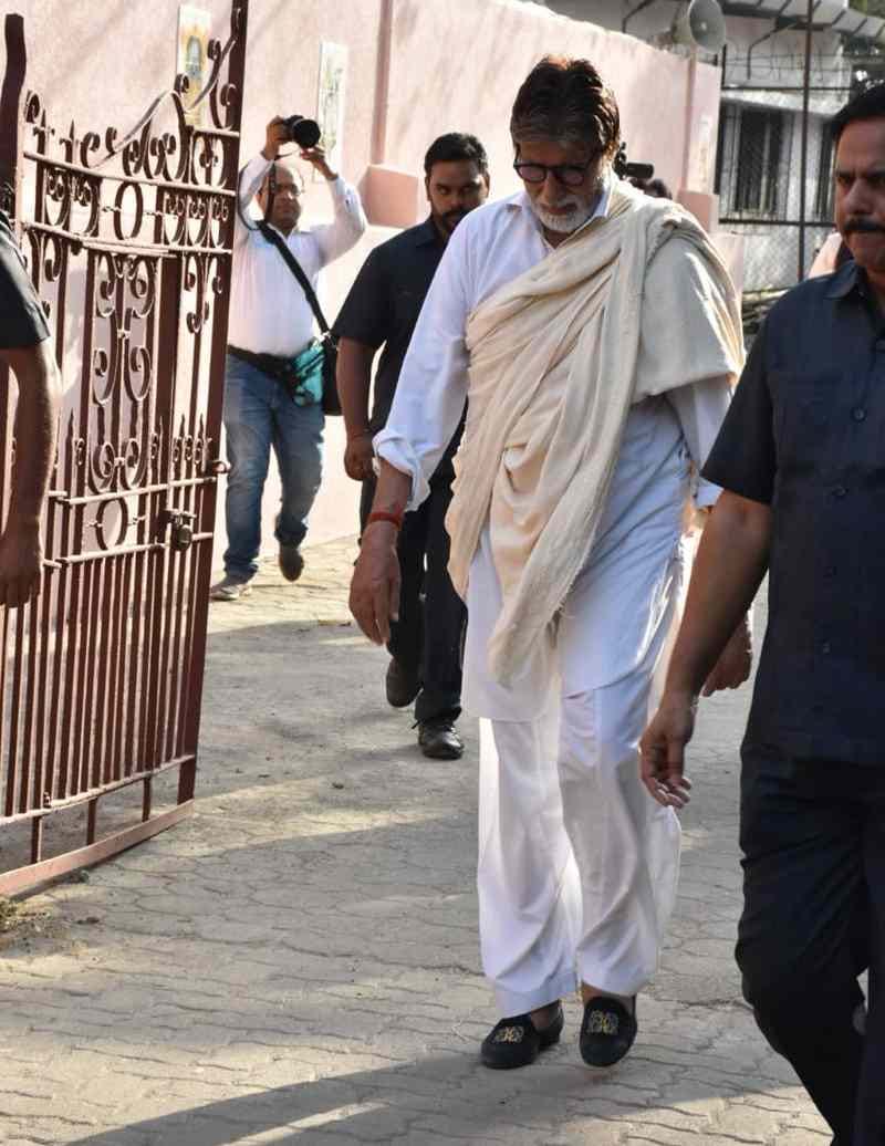 amitabh bachchan wrote emotional post on his secretary sheetal jain