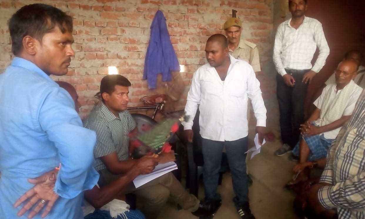 छापेमारी की