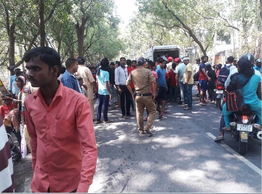 Tractor-trolley flutter full of pilgrims, 23 injured